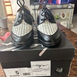 Erica Stud Heeled Oxford Heel by Banana Republic